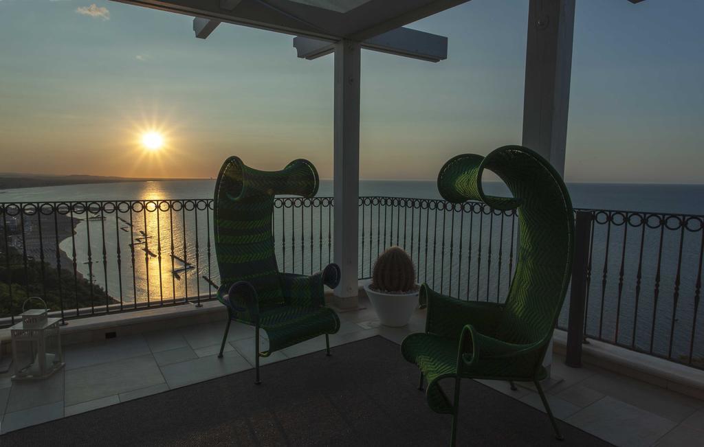 Hotel Posillipo 4*